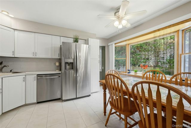 19 Stimson Place, Huntington, NY 11743