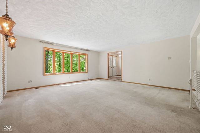1003 York Drive, Pendleton, IN 46064