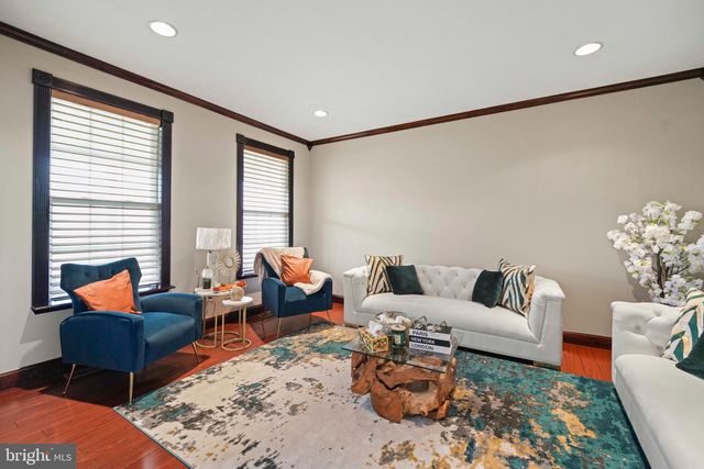 10 TARA DR, Sewell, NJ 08080