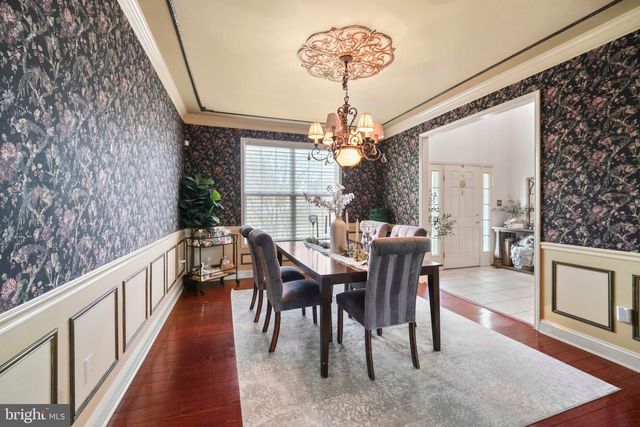 10 TARA DR, Sewell, NJ 08080