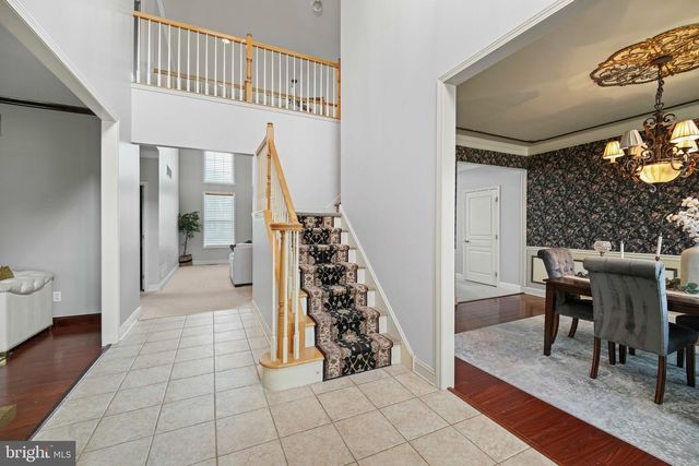 10 TARA DR, Sewell, NJ 08080