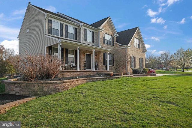 10 TARA DR, Sewell, NJ 08080