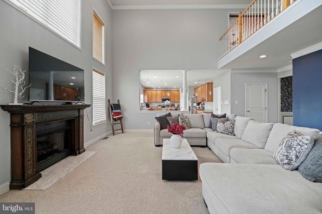 10 TARA DR, Sewell, NJ 08080