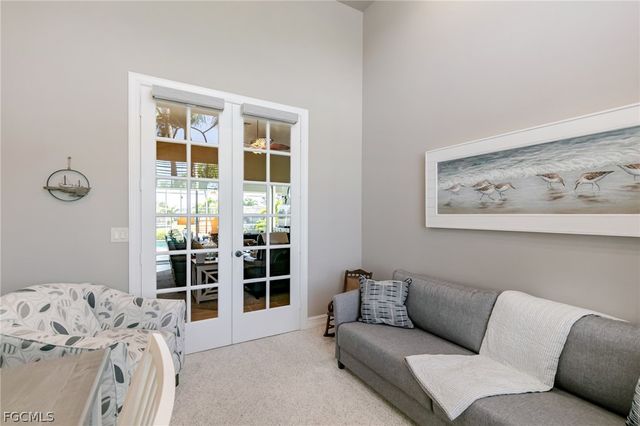 1404 SE 13th TER, Cape Coral, FL 33990