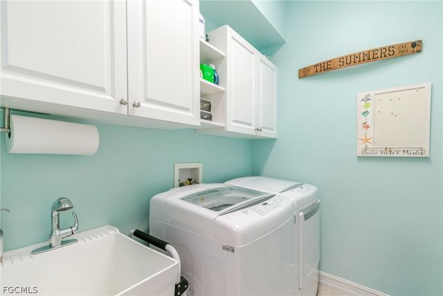 1404 SE 13th TER, Cape Coral, FL 33990