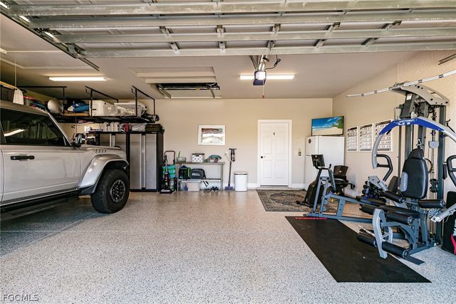 1404 SE 13th TER, Cape Coral, FL 33990