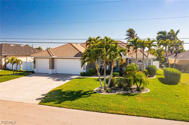 1404 SE 13th TER, Cape Coral, FL 33990