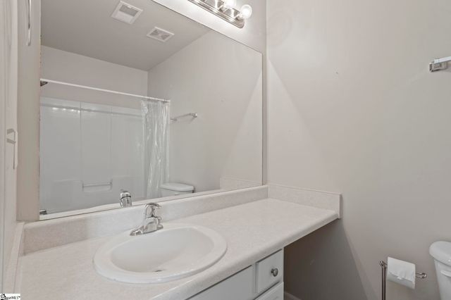14 Seaside Lane, Greer, SC 29650