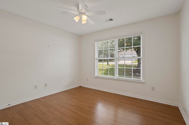 14 Seaside Lane, Greer, SC 29650