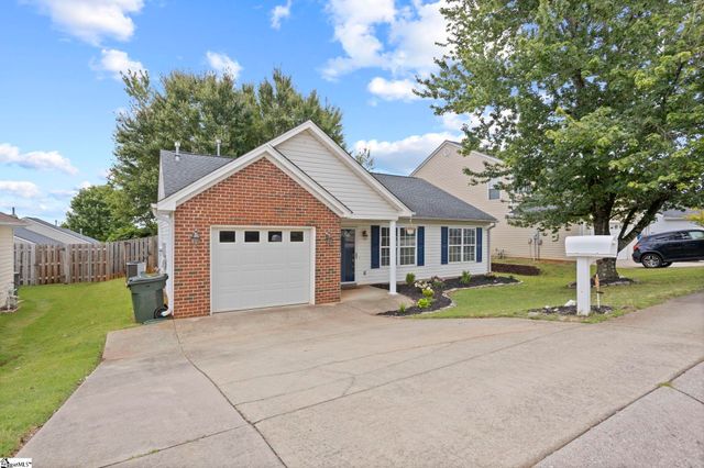 14 Seaside Lane, Greer, SC 29650