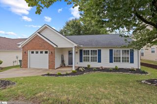 14 Seaside Lane, Greer, SC 29650