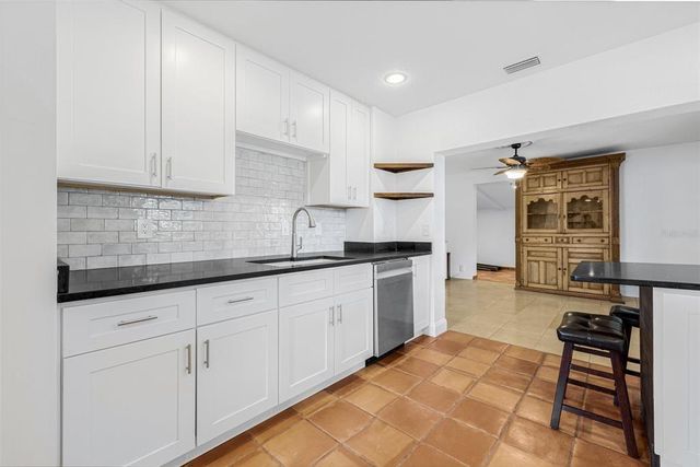 3310 W BALLAST POINT BOULEVARD, Tampa, FL 33611