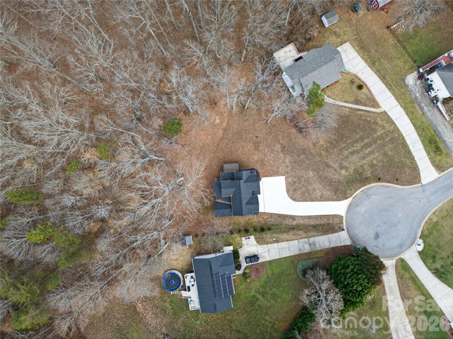 140 Meadowfall Lane, Troutman, NC 28166