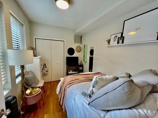 419 Hanover 3, Boston, MA 02113