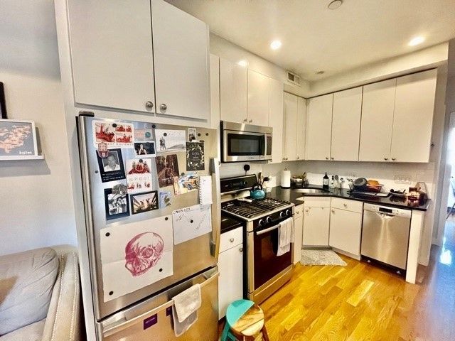 419 Hanover 3, Boston, MA 02113