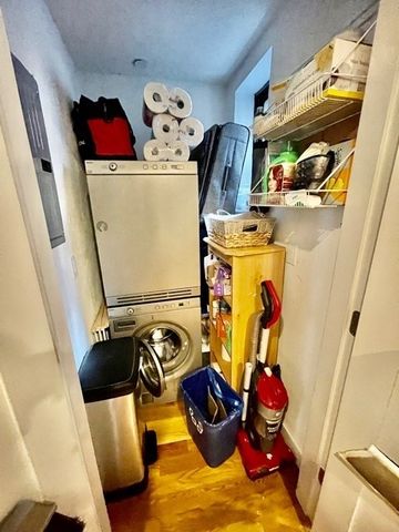 419 Hanover 3, Boston, MA 02113