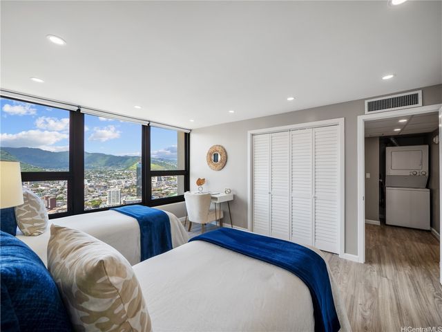 1600 Ala Moana Boulevard 3900, Honolulu, HI 96815