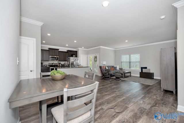 201 Dinner Tree Square, Huntsville, AL 35811