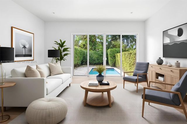 2852 SW 32nd Ct 2852, Miami, FL 33133