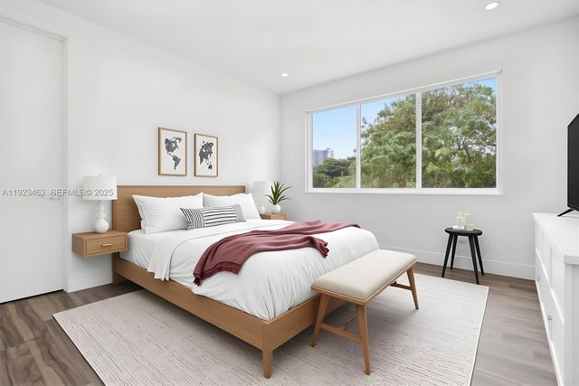 2852 SW 32nd Ct 2852, Miami, FL 33133