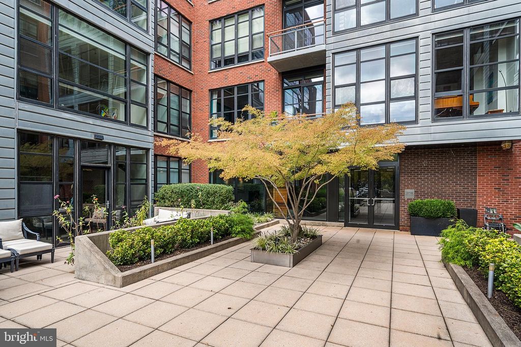 317-319 VINE ST #511, PHILADELPHIA, PA 19106 — exterior