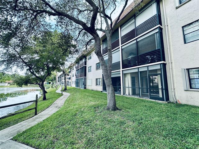 6090 N Sabal Palm Boulevard 110, Tamarac, FL 33319