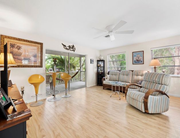 109 SHORE ROAD, Nokomis, FL 34275