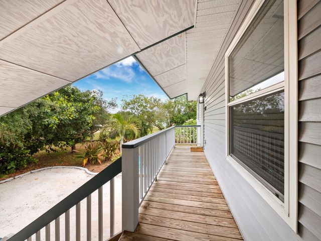 109 SHORE ROAD, Nokomis, FL 34275