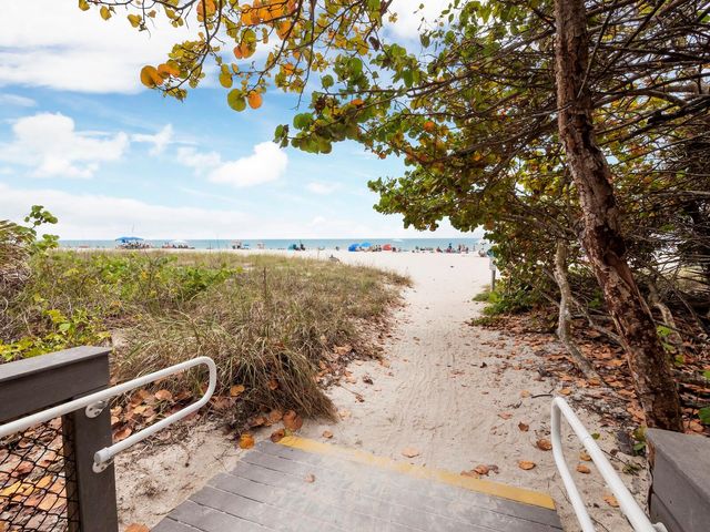 109 SHORE ROAD, Nokomis, FL 34275