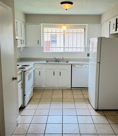 15603 Raven Trail, Missouri City, TX 77489