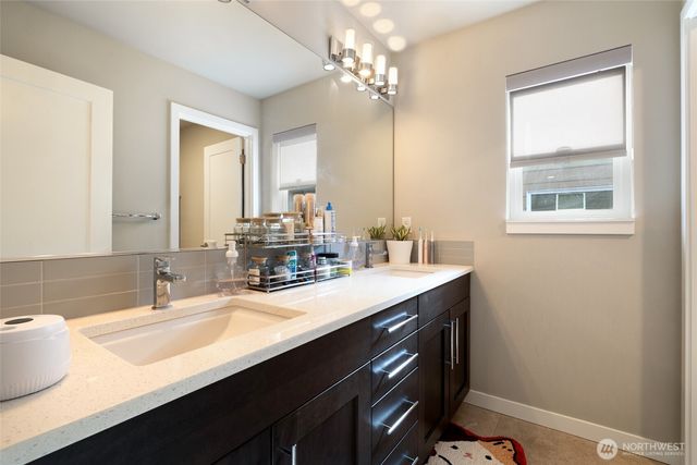 15259 127th Place NE, Woodinville, WA 98072