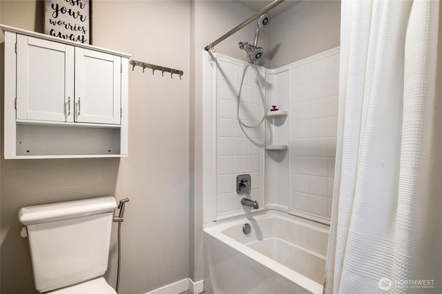 15259 127th Place NE, Woodinville, WA 98072