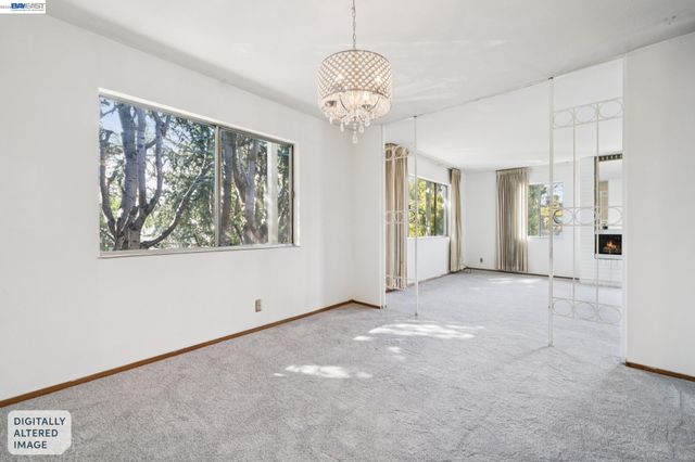 1701 Central Ave R, Alameda, CA 94501