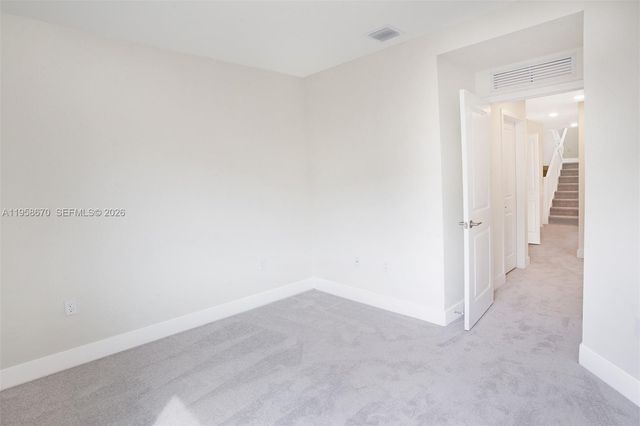 8160 NW 42nd St, Doral, FL 33166