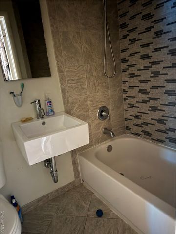 3662 Bronxwood Avenue, Bronx, NY 10469