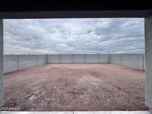 15740 W CAMDEN Avenue, Waddell, AZ 85355