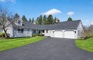8300 Decoy Run, Manlius, NY 13104