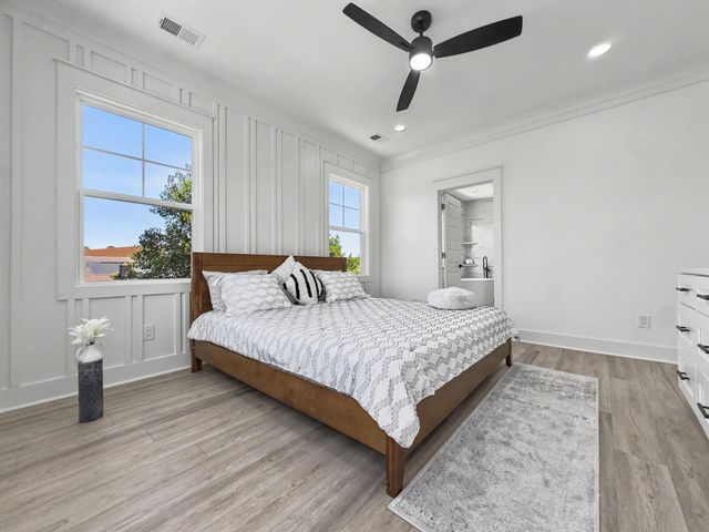 1985 Delaware Avenue, North Charleston, SC 29405