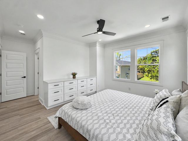 1985 Delaware Avenue, North Charleston, SC 29405
