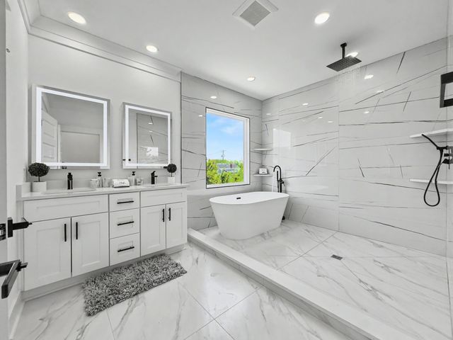 1985 Delaware Avenue, North Charleston, SC 29405
