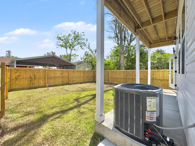 1985 Delaware Avenue, North Charleston, SC 29405