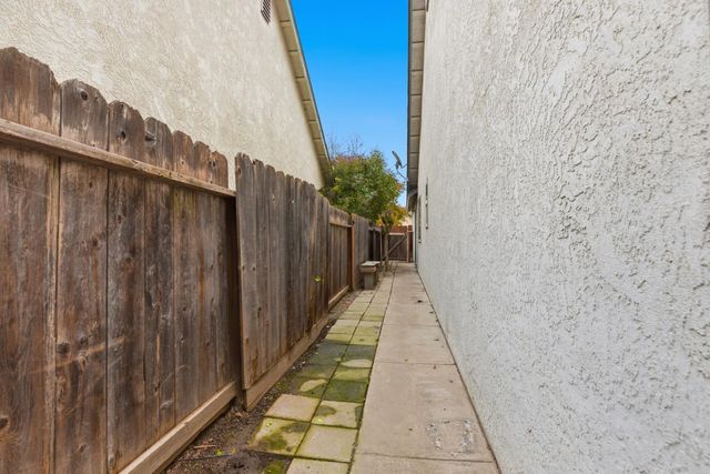 3001 Fireweed Way, Modesto, CA 95350