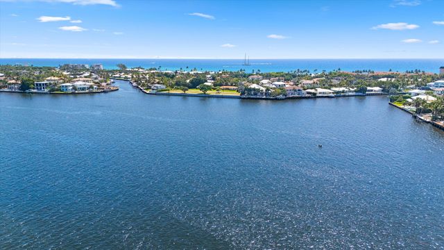 743 NE 12th Terrace 2, Boynton Beach, FL 33435