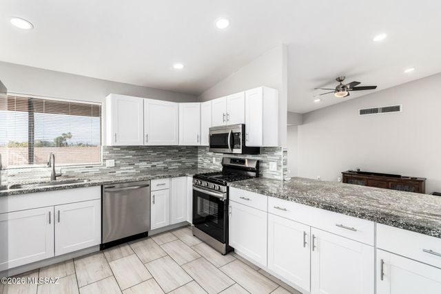 3098 S Giovanna Drive, Tucson, AZ 85730