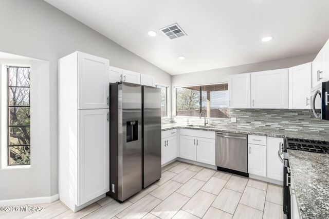 3098 S Giovanna Drive, Tucson, AZ 85730