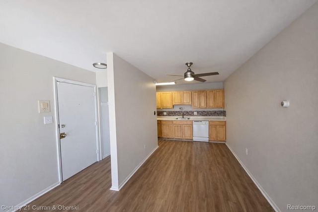 6015 SOUTHFIELD Road 6, Detroit, MI 48228