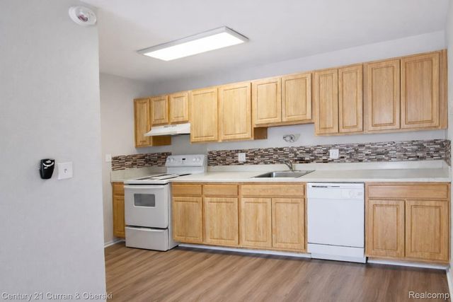 6015 SOUTHFIELD Road 6, Detroit, MI 48228
