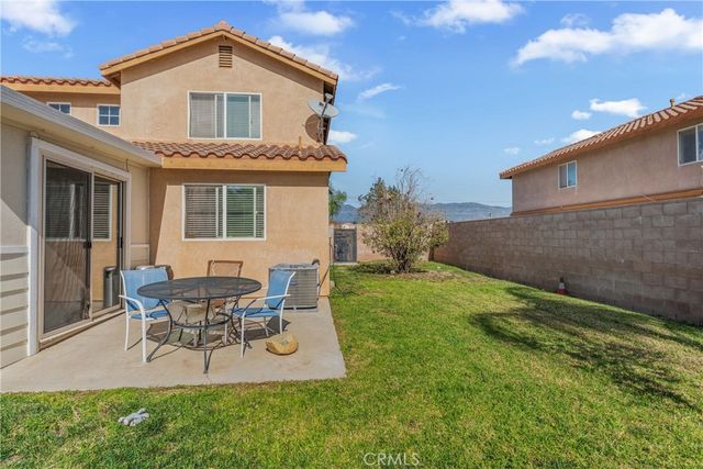 1535 W Persimmon, Rialto, CA 92377