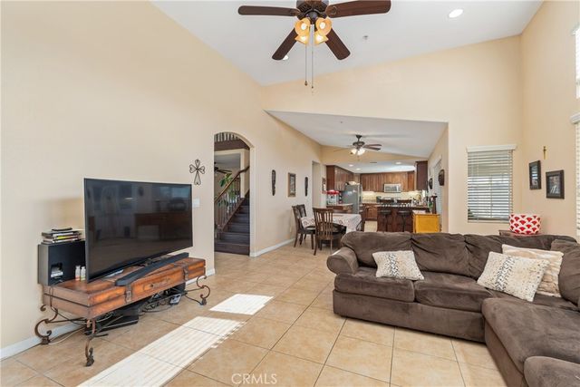 1535 W Persimmon, Rialto, CA 92377