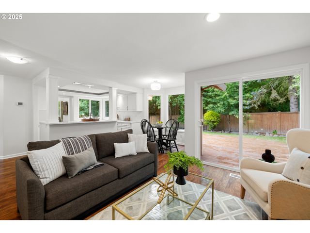 14890 Sw LINDA Ct, Beaverton, OR 97006